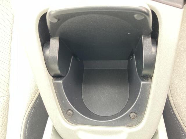 プリウス Ｓ　ＬＥＤエディション　ヘッドランプ　ＨＩＤ／ＥＴＣ／ＥＢＤ付ＡＢＳ／横滑り防止装置／アイドリングストップ／エアバッグ　運転席／エアバッグ　助手席／エアバッグ　サイド／アルミホイール　純正　１５インチ／パワーウインドウ（41枚目）