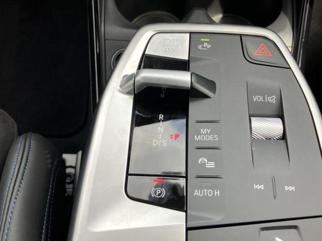 2シリーズ 218iアクティブツアラーMスポーツ 衝突安全装置/シートヒーター 前席/全方位モニター/車線逸脱防止支援システム/パーキングアシスト 自動操舵/電動バックドア/ヘッドランプ LED/Bluetooth接続/ETC2.0 全周囲カメラ(17枚目)