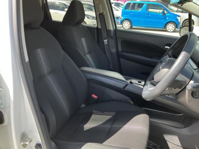 ノート Ｘ　新品タイヤ／保証書／純正　９インチ　ＳＤナビ／衝突安全装置／アラウンドビューモニター／車線逸脱防止支援システム／ドライブレコーダー　純正／ヘッドランプ　ＬＥＤ／Ｂｌｕｅｔｏｏｔｈ接続／ＥＴＣ　ドラレコ（4枚目）