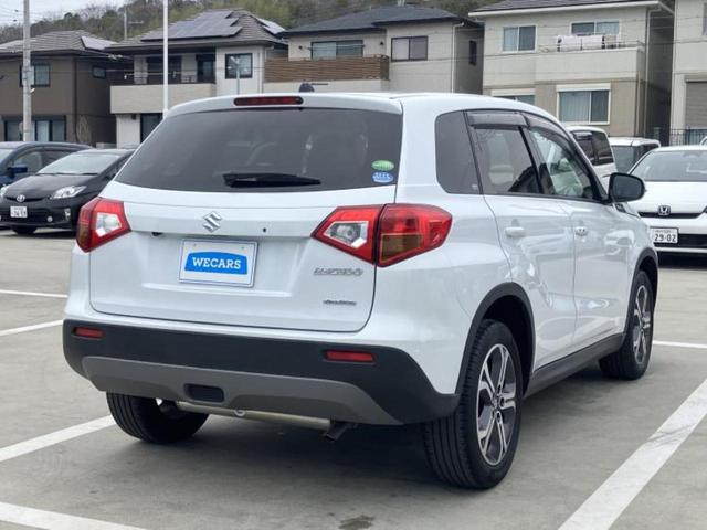 エスクード 4WDヒョウジュン 新品タイヤ/保証書/社外 9インチ SDナビ/衝突安全装置/シートヒーター/シート ハーフレザー/ヘッドランプ LED/ETC/EBD付ABS/横滑り防止装置/アイドリングストップ/フルセグTV(3枚目)