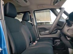 「この車の写真をもっと見たい」「状態が気になる」「この装備はついている？」どんな小さな疑問でもお気軽にお問い合わせください！ 4