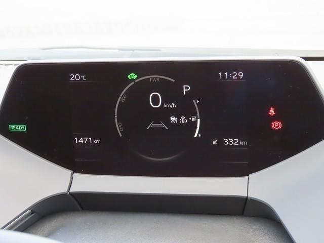 プリウス Ｚ　インテリジェントクリアランスソナー　ＰＷシート　地デジＴＶ　ＡＷ　ＬＥＤヘッドライト　エアコン　バックモニター　ＴＶ　寒冷地仕様車　オートクルーズ　４ＷＤ車　スマートキー　盗難防止装置　記録簿　ＥＴＣ（7枚目）