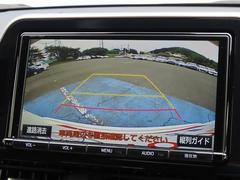 バックモニター付きでガイドラインがモニターに表示され、車庫入れや縦列駐車などの際に役立ちます！ 4