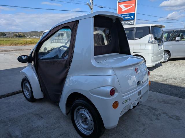トヨタ 　コムス　Ｐ．ＣＯＭ　電気自動車　純正新品駆動バッテリー　家庭用１００Ｖ充電　新品充電ケーブル付（4枚目）