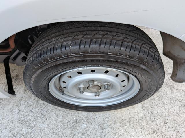 トヨタ 　コムス　Ｐ．ＣＯＭ　電気自動車　純正新品駆動バッテリー　家庭用１００Ｖ充電　新品充電ケーブル付（13枚目）