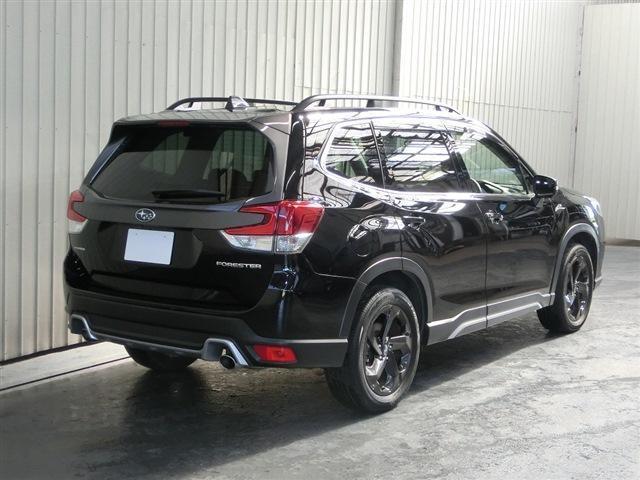 フォレスター スポーツ　ＡＷＤ　純正８インチメモリーナビ・フルセグＴＶ・Ｆ，Ｓ，Ｒカメラ・Ｂｌｕｅｔｏｏｔｈ・ＥＴＣ・アイサイトＶｅｒ，３・ＶＤＣ・ＳＲＨ・ＡＶＨ・ＢＳＭ・純正ドラレコ・ブラックハーフレザー・Ｐバックドア（3枚目）