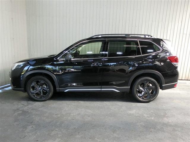フォレスター スポーツ　ＡＷＤ　純正８インチメモリーナビ・フルセグＴＶ・Ｆ，Ｓ，Ｒカメラ・Ｂｌｕｅｔｏｏｔｈ・ＥＴＣ・アイサイトＶｅｒ，３・ＶＤＣ・ＳＲＨ・ＡＶＨ・ＢＳＭ・純正ドラレコ・ブラックハーフレザー・Ｐバックドア（9枚目）