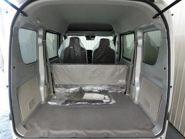 クリッパーバン DX ハイルーフ 純正AM/FMラジオ・キーレス・オートライト・ヘッドライトレベライザー・インテリジェントエマージェンシーB・車線逸脱警報・VDC・コーナーセンサー・Wエアバック・ABS・オーバーヘッドコンソール(19枚目)