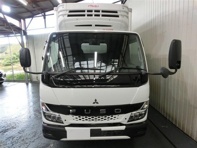 キャンター 冷蔵冷凍車　４ＷＤ　純正オーディオ・Ｂｌｕｅｔｏｏｔｈ・Ｂカメラ・衝突被害軽減Ｂ・車線逸脱警報・ＡＳＲ・坂道発進補助装置・ＬＥＤヘッド・荷台寸法３２７Ｘ１６６Ｘ１７０・車輛総重量４９５０ｋｇ・三菱ＴＤＪＳ４０ＤＡ（5枚目）