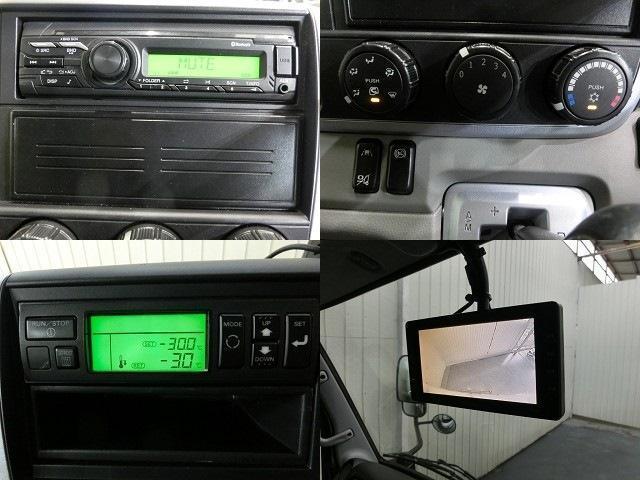 キャンター 冷蔵冷凍車　４ＷＤ　純正オーディオ・Ｂｌｕｅｔｏｏｔｈ・Ｂカメラ・衝突被害軽減Ｂ・車線逸脱警報・ＡＳＲ・坂道発進補助装置・ＬＥＤヘッド・荷台寸法３２７Ｘ１６６Ｘ１７０・車輛総重量４９５０ｋｇ・三菱ＴＤＪＳ４０ＤＡ（15枚目）