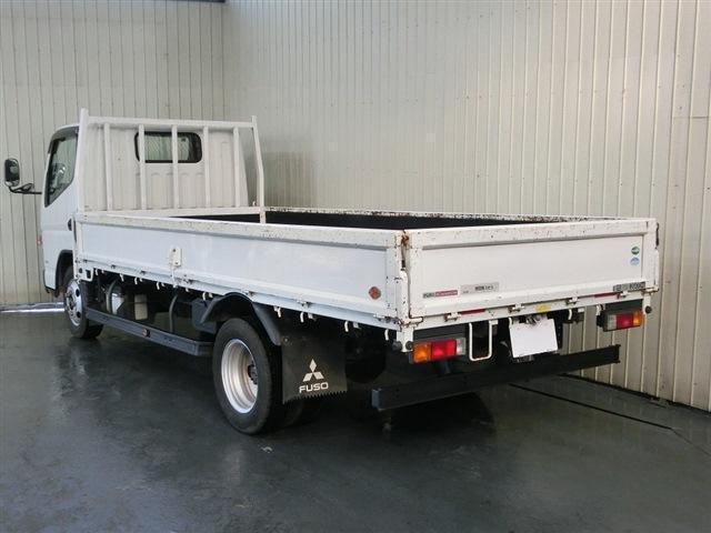 キャンター 平ボディ　２ｔ積　純正ＡＭ／ＦＭオーディオ・ＡＵＸ・ＥＴＣ・キーレスエントリー・衝突被害軽減ブレーキ・車線逸脱警報・ヘッドライトレベライザー・エアバック・ＡＢＳ・荷台寸法４３５×１７９×３８・車輛総重量４７３５ｋｇ（4枚目）