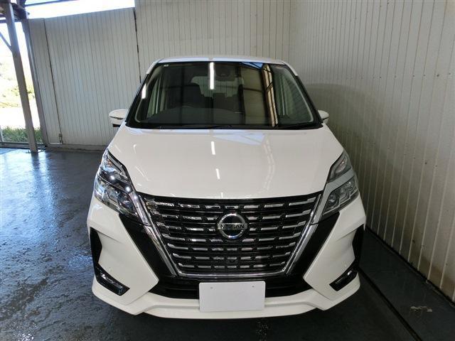 セレナ ハイウェイスターＶ　純正ナビ・フルセグＴＶ・アラウンドビュー・Ｂｌｕｅｔｏｏｔｈ・フリップダウン・ＥＴＣ・前後ドラレコ・デジタルインナーミラー・エマージェンシーＢ・プロパイロット・ＢＳＷ・ＬＤＷ・Ｐアシスト・両側Ｐスラ（5枚目）