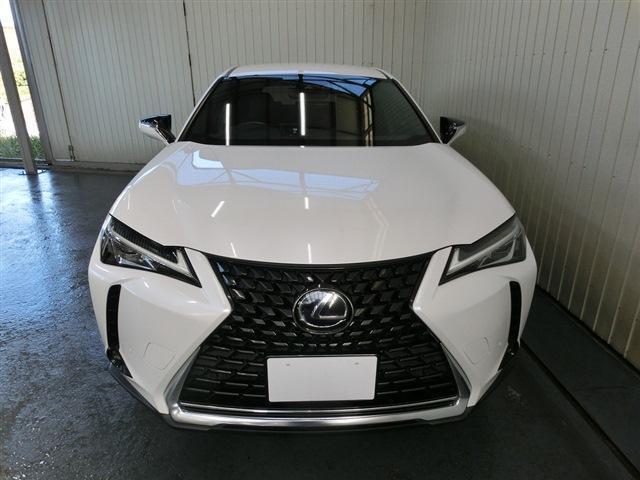 UX UX250h バージョンC 純正10.3インチメモリーナビ・フルセグTV・Bカメラ・Bluetooth・ETC2.0・LSS・プリクラ・Rクルコン・LTA・VSC・BSM・クリアランスソナー・ブラックレザーシート・前後ドラレコ(5枚目)