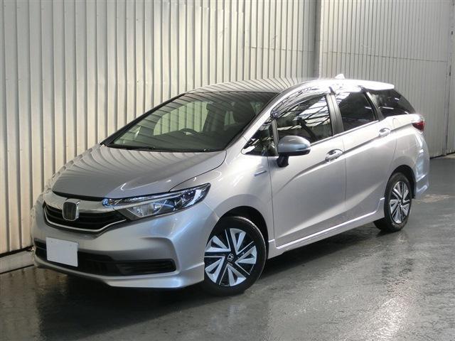 シャトル ハイブリッド ホンダセンシング ストラーダナビ・Bカメラ・Bluetooth・ビルトインETC・ドラレコ・ホンダセンシング・衝突被害軽減ブレーキ・路外逸脱抑制システム・アダプティブクルーズコントロール・LKAS・VSA・スマートキー(2枚目)