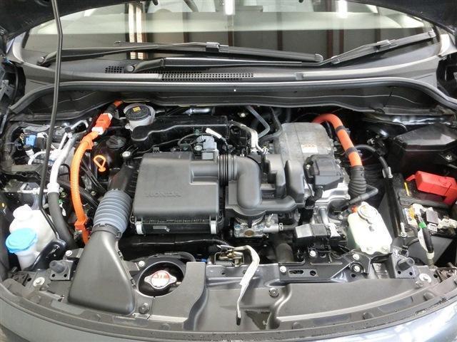 フィット e:HEVホーム 純正8インチメモリーナビ・フルセグTV・バックカメラ・DVD再生・Bluetooth・ビルトインETC・ホンダセンシング・LKAS・VSA・HOMEコンビシート・シートヒーター・コーナーセンサー(18枚目)