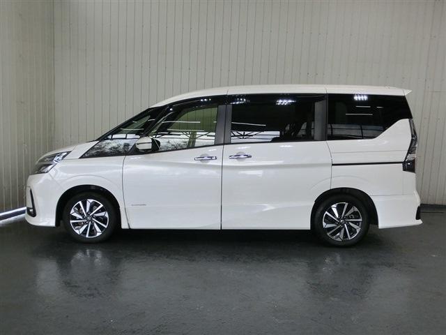 セレナ ハイウェイスターＶ　カロッツェリア９インチナビ・フルセグＴＶ・アラウンドビュー・Ｂｌｕｅｔｏｏｔｈ・ＤＶＤ再生・ＥＴＣ・前後ドラレコ・Ｄインナーミラー・エマージェンシーＢ・プロパイロット・ＢＳＷ・ＶＤＣ・両側Ｐスラ（9枚目）