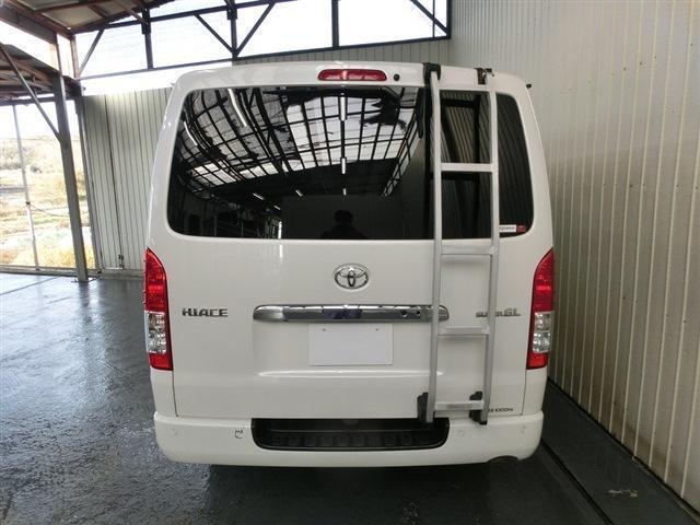 ハイエースバン スーパーＧＬ　純正ＳＤナビ・地デジＴＶ・Ｂカメラ・Ｂｌｕｅｔｏｏｔｈ・ＥＴＣ・ＴＳＳ・プリクラ・ＬＤＡ・Ａハイビーム・ＴＲＣ・クリアランスソナー・両側スライドドア・スライド式リアサイドガラス・ＬＥＤヘッドライト（6枚目）