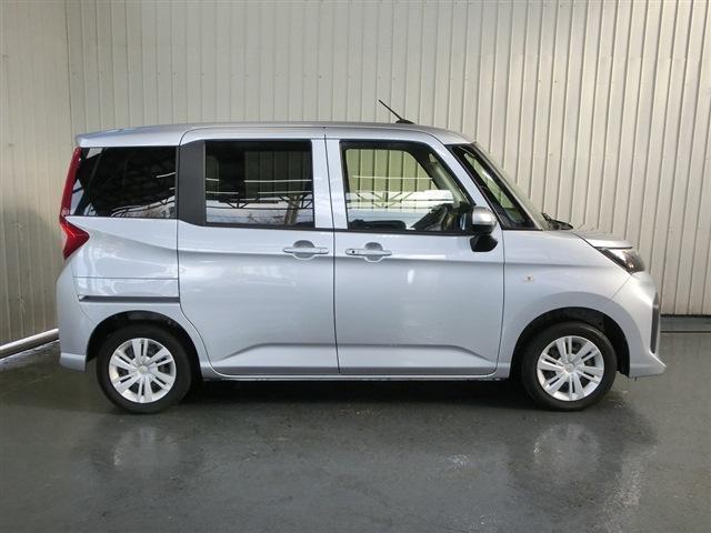 ルーミー Ｘ　純正ＳＤナビ・バックカメラ・Ｂｌｕｅｔｏｏｔｈ・ＥＴＣ・ＴＳＳ・Ａハイビーム・横滑り防止・クリアランスソナー・左側パワースライドドア・アイドリングストップ・電格ドアミラー・ステアスイッチ・スマートキー（8枚目）