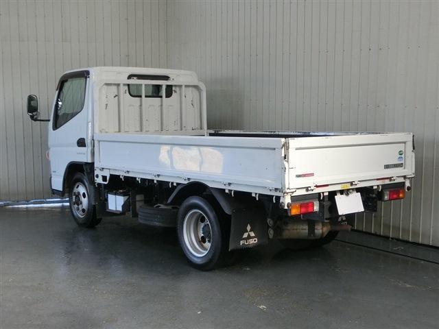 キャンター 平ボディ　２ｔ積　純正ＡＭ／ＦＭオーディオ・ＡＵＸ・ＥＴＣ・ドライブレコーダー・キーレスエントリー・フォグランプ・ＥＣＯモード・坂道発進補助装置・左電格ミラー・荷台寸法３１０×１６０×３８・車輛総重量４５９５ｋｇ（4枚目）