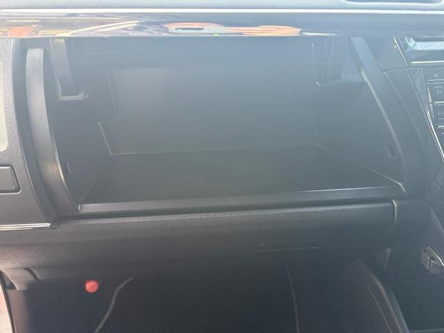 プリウスアルファ Ｓツーリングセレクション・Ｇ’ｓ　アルパイン９インチナビ　フルセグＴＶ　Ｂｌｕｅｔｏｏｔｈ　ＥＴＣ　バックカメラ　リアフィルム　シルクブレイズリップスポイラー（40枚目）