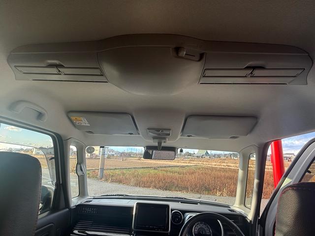 スペーシアカスタム ハイブリッドＸＳターボ　アルパインナビ８インチ　フルセグ　全方位モニター　ＥＴＣ　ルームランプ　ライセンス　バックランプＬＥＤ　ひょう害（12枚目）