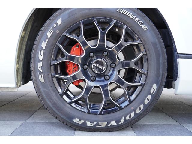 ハイエースバン スーパーＧＬ　ダークプライム　ＵＩビークル足回り　バットフェイスボンネット　ＥＳＳＥＸ１７アルミ　両側パワースライド　キャリパーカバー　ＡＣ１００Ｖ電源　ナビフルセグ　フリップダウンモニター　ＥＴＣ　スマートキー　リアスピーカー（37枚目）