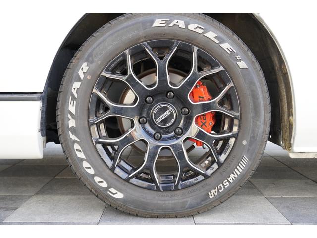 ハイエースバン スーパーＧＬ　ダークプライム　ＵＩビークル足回り　バットフェイスボンネット　ＥＳＳＥＸ１７アルミ　両側パワースライド　キャリパーカバー　ＡＣ１００Ｖ電源　ナビフルセグ　フリップダウンモニター　ＥＴＣ　スマートキー　リアスピーカー（41枚目）