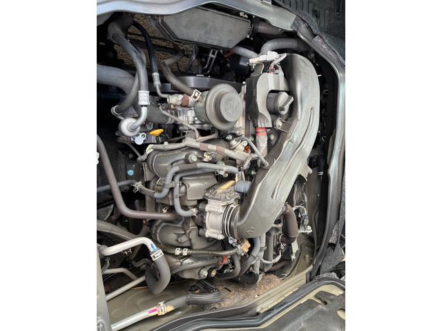 ハイエースワゴン ＧＬ　パノラマビューモニター　バレンティン６眼ＬＥＤヘッド　ＣＲＳエアロ　ＫＢレーシング１９ＡＷ　４１５コブラＦスポイラー　ＣＲＳバットフェイス　ＵＩビークルショック　強化トーションバー（66枚目）