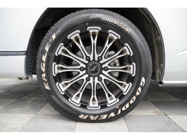 ハイエースワゴン ＧＬ　４ＷＤ　寒冷地仕様　バトルシップ１７インチＡＷ　架装ベットキット　ＬＥＤライト　ＬＥＤフォグ　ＡＬＰＩＮＥ　Ｆダウンモニター　ホワイトレタータイヤ　バックモニター　スライドドア（30枚目）