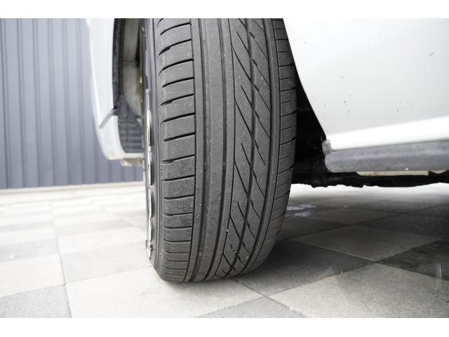 ハイエースワゴン ＧＬ　４ＷＤ　寒冷地仕様　バトルシップ１７インチＡＷ　架装ベットキット　ＬＥＤライト　ＬＥＤフォグ　ＡＬＰＩＮＥ　Ｆダウンモニター　ホワイトレタータイヤ　バックモニター　スライドドア（31枚目）