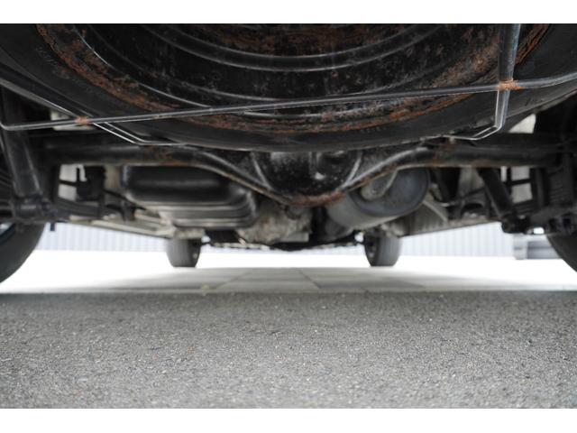 ハイエースワゴン ＧＬ　４ＷＤ　寒冷地仕様　バトルシップ１７インチＡＷ　架装ベットキット　ＬＥＤライト　ＬＥＤフォグ　ＡＬＰＩＮＥ　Ｆダウンモニター　ホワイトレタータイヤ　バックモニター　スライドドア（40枚目）