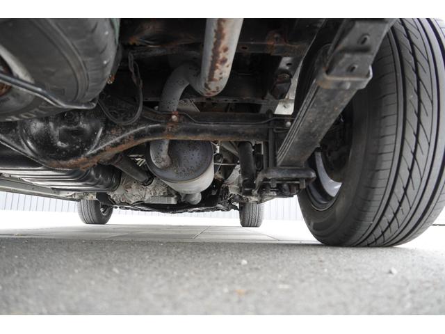 ハイエースワゴン ＧＬ　４ＷＤ　寒冷地仕様　バトルシップ１７インチＡＷ　架装ベットキット　ＬＥＤライト　ＬＥＤフォグ　ＡＬＰＩＮＥ　Ｆダウンモニター　ホワイトレタータイヤ　バックモニター　スライドドア（41枚目）