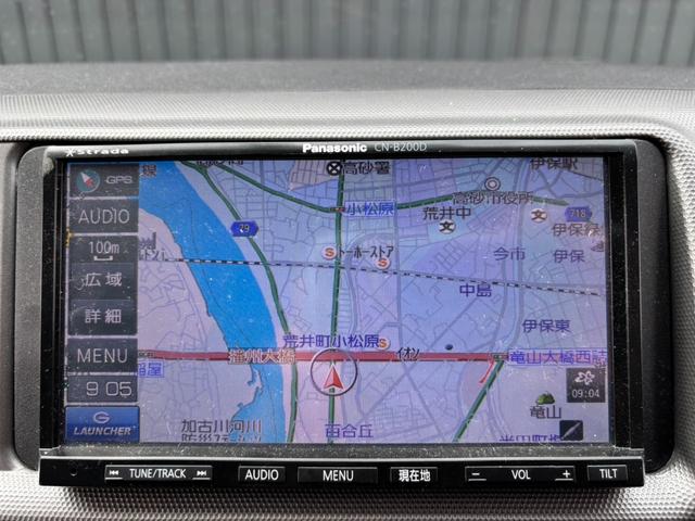 ハイエースワゴン ＧＬ　４ＷＤ　寒冷地仕様　バトルシップ１７インチＡＷ　架装ベットキット　ＬＥＤライト　ＬＥＤフォグ　ＡＬＰＩＮＥ　Ｆダウンモニター　ホワイトレタータイヤ　バックモニター　スライドドア（42枚目）