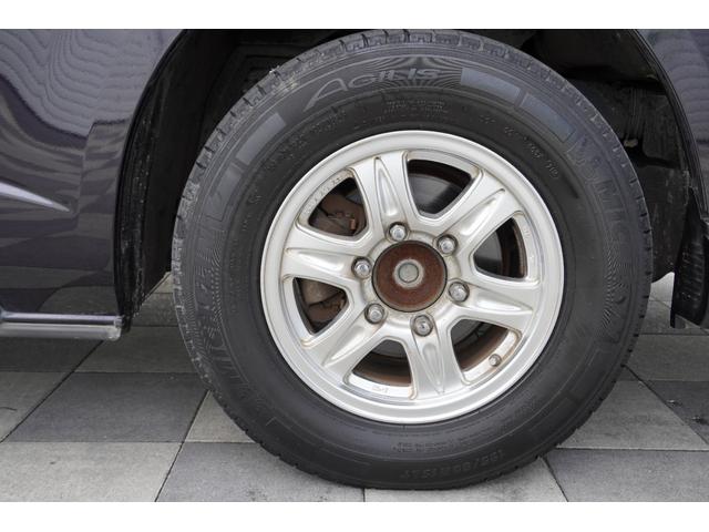レジアスエースバン スーパーＧＬ　ダークプライム　２．０Ｇ　ワンオーナー　寒冷地仕様　専用ハーフレザーシート　ＳＤナビ　フルセグ　ＢＴ　バックモニター　黒木目調ウッドコンビ　黒木目調シフトノブ（36枚目）