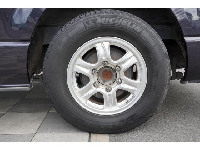 レジアスエースバン スーパーＧＬ　ダークプライム　２．０Ｇ　ワンオーナー　寒冷地仕様　専用ハーフレザーシート　ＳＤナビ　フルセグ　ＢＴ　バックモニター　黒木目調ウッドコンビ　黒木目調シフトノブ（40枚目）