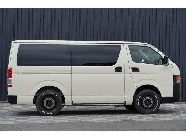 ハイエースバン ロングスーパーＧＬ　ディーゼル４ＷＤ　寒冷地仕様　ワンオーナー　丸目ヘッド　特捜カラー５９９ライトイエロー　パノラマビューＭ　Ｄインナーミラー　ベットキット　両側パワースライドドア　セーフティセンス（7枚目）
