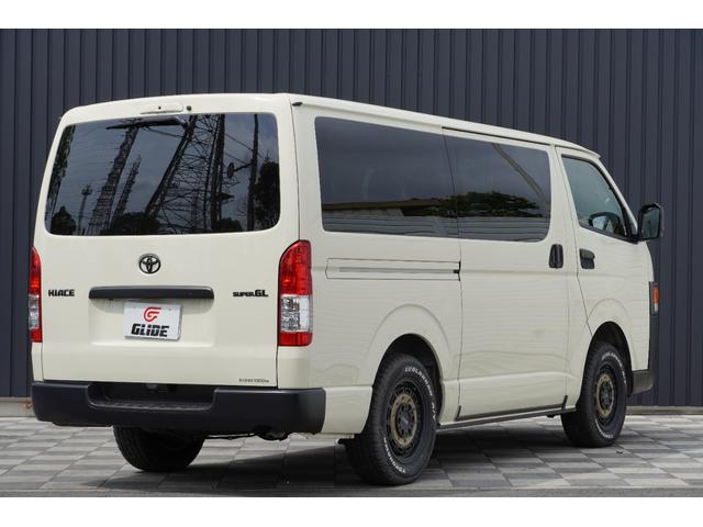 ハイエースバン ロングスーパーＧＬ　ディーゼル４ＷＤ　寒冷地仕様　ワンオーナー　丸目ヘッド　特捜カラー５９９ライトイエロー　パノラマビューＭ　Ｄインナーミラー　ベットキット　両側パワースライドドア　セーフティセンス（10枚目）