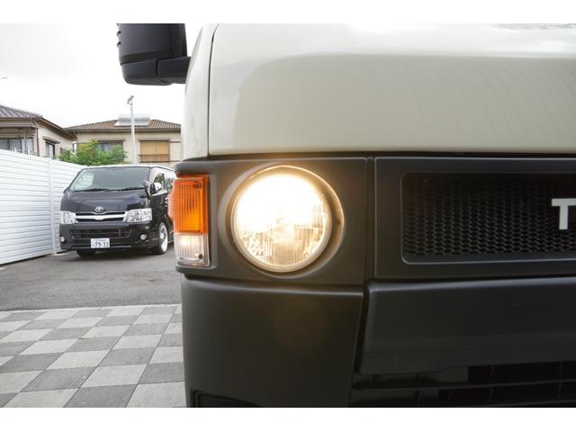 ハイエースバン ロングスーパーＧＬ　ディーゼル４ＷＤ　寒冷地仕様　ワンオーナー　丸目ヘッド　特捜カラー５９９ライトイエロー　パノラマビューＭ　Ｄインナーミラー　ベットキット　両側パワースライドドア　セーフティセンス（28枚目）