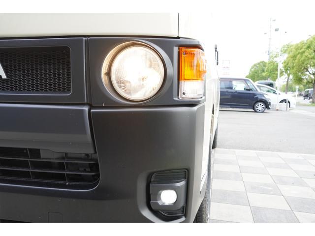 ハイエースバン ロングスーパーＧＬ　ディーゼル４ＷＤ　寒冷地仕様　ワンオーナー　丸目ヘッド　特捜カラー５９９ライトイエロー　パノラマビューＭ　Ｄインナーミラー　ベットキット　両側パワースライドドア　セーフティセンス（30枚目）