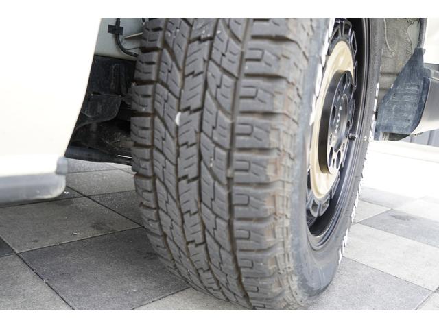 ハイエースバン ロングスーパーＧＬ　ディーゼル４ＷＤ　寒冷地仕様　ワンオーナー　丸目ヘッド　特捜カラー５９９ライトイエロー　パノラマビューＭ　Ｄインナーミラー　ベットキット　両側パワースライドドア　セーフティセンス（35枚目）