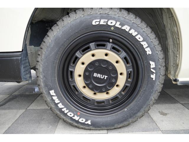 ハイエースバン ロングスーパーＧＬ　ディーゼル４ＷＤ　寒冷地仕様　ワンオーナー　丸目ヘッド　特捜カラー５９９ライトイエロー　パノラマビューＭ　Ｄインナーミラー　ベットキット　両側パワースライドドア　セーフティセンス（40枚目）