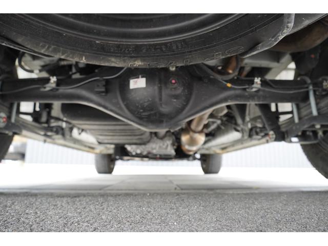 ハイエースバン ロングスーパーＧＬ　ディーゼル４ＷＤ　寒冷地仕様　ワンオーナー　丸目ヘッド　特捜カラー５９９ライトイエロー　パノラマビューＭ　Ｄインナーミラー　ベットキット　両側パワースライドドア　セーフティセンス（43枚目）