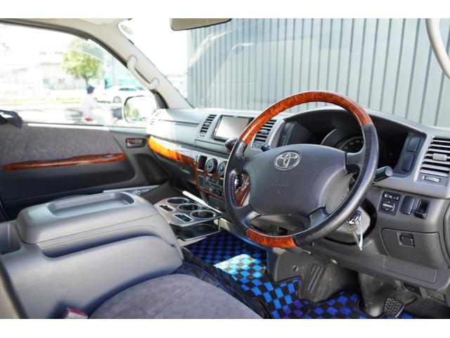 レジアスエースバン ロングスーパーＧＬ　２．０Ｇ　フルセグナビ　バックモニター　エアロ付　ゼロブレイク１６インチＡＷ　リクライニング式ベットキット　ローダン　社外ショック　ＨＩＤヘッドライト　ＨＩＤフォグライト（13枚目）