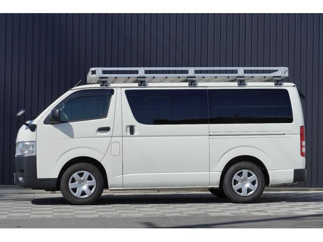 ハイエースバン ロングＤＸ　２．８Ｄ　５ドア　６人乗り　ＫＥＮＷＯＯＤ　ＳＤナビ　バックモニター　ＢＴ　ＥＴＣ　Ｒガラススライド　トヨタセーフティセンス　オートハイビーム　ＡＩＢＡ　ＷＯＲＫＳキャリアー　ルーフラダー（8枚目）