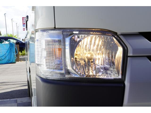 ハイエースバン ロングＤＸ　２．８Ｄ　５ドア　６人乗り　ＫＥＮＷＯＯＤ　ＳＤナビ　バックモニター　ＢＴ　ＥＴＣ　Ｒガラススライド　トヨタセーフティセンス　オートハイビーム　ＡＩＢＡ　ＷＯＲＫＳキャリアー　ルーフラダー（39枚目）