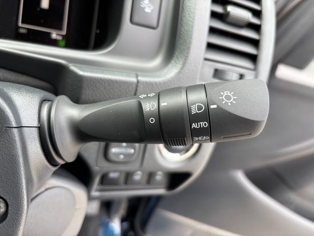 ハイエースワゴン ＧＬ　ファインテックツアラー　５ドア　両側パワースライドドア　パノラミックビューモニター　デジタルインナーミラー　ＬＥＤヘッドライト　ＬＥＤフォグ　２列目．３列目オットマンシート　セーフティーセンス（49枚目）