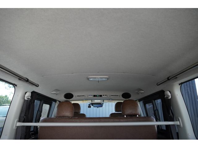 ハイエースバン ロングスーパーＧＬ　２．０Ｇ　ワンオーナー　特捜カラー５９９Ｌイエロー　パノラマビューモニター　Ｄインナーミラー　ＬＥＤヘッドライト　ＵＩビークルベットキット　床張り　トヨタセーフティセンス　スマートキー　フルセグナビ（24枚目）