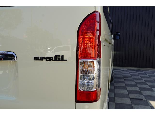 ハイエースバン ロングスーパーＧＬ　２．０Ｇ　ワンオーナー　特捜カラー５９９Ｌイエロー　パノラマビューモニター　Ｄインナーミラー　ＬＥＤヘッドライト　ＵＩビークルベットキット　床張り　トヨタセーフティセンス　スマートキー　フルセグナビ（33枚目）