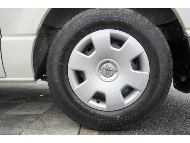 ハイエースバン ＤＸ　ＧＬパッケージ　２．０Ｇ　５ドア　６人乗り　Ｒガラススライド　実走行１．７万ｋｍ　電格ミラー　最積１２５０ｋｇ　キーレスキー　フロアマット　ドアバイザー　ヘッドライトレベライザー　エアコン　ＣＤデッキ（32枚目）
