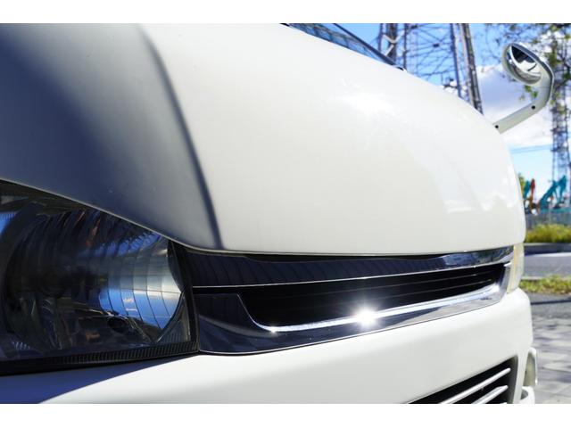 ハイエースバン ロングスーパーGL 3.0D バットフェイスボンネット ベットキット ALPINE フリップダウンモニター BARBERO17インチAW PARADA Wレター ローダウン リアガラススライドガラス タイベル交換済み(25枚目)